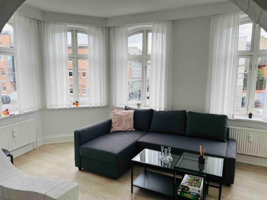 Lovely 1-Bedroom Condo In Aarhus C Εξωτερικό φωτογραφία
